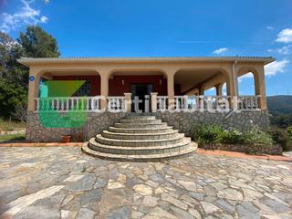 Casa en Carrer roger de llúria 0. En venta “el cortijo”, una encantadora vivienda unifamiliar situ