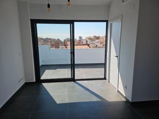 Ático en Francolí 17. Ático reformado con terraza privativa en sant gervasi