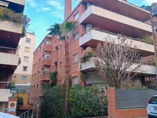 Lloguer Pis a Carrer de carrencà 17. Atico reformado y soleado en tres torres