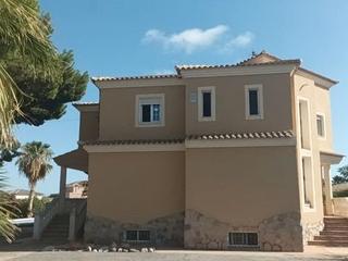 Xalet a Carrer de la criolita 250. Espectacular chalet río prk