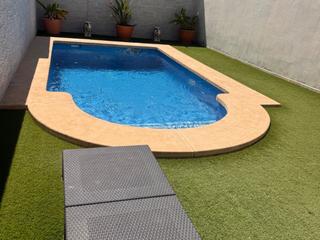 Chalet in Carrer de la civada 43b. Impresionante chalet en son ferriol