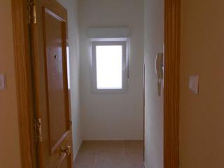 Piso en Pintor laborde 4. Vivienda muy soleada y luminosa con buenas vistas