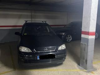 Lloguer Aparcament cotxe a Gayarre  61