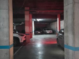 Lloguer Aparcament de moto a Carrer de l'esperanto 12. Parking cerca de la estación  stcugat centro