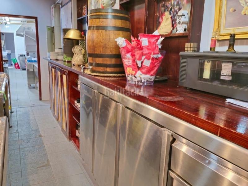 Foto 443ae525-1277-4e61-81f5-5bb085b34278. Traspàs local comercial a unió 28 a Barri del Centre Terrassa