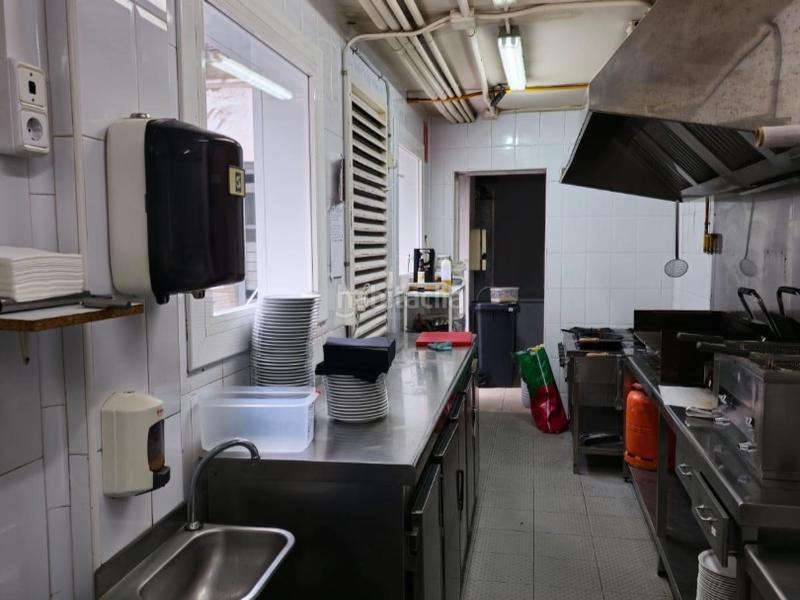 Foto a74b3580-15f4-48d7-b598-8ed32b7b717f. Trapasso locale commerciale in unió 28 in Barri del Centre Terrassa