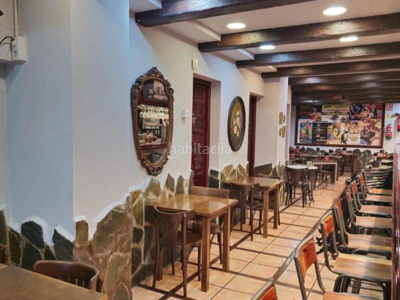 Foto baee2a96-6aa6-40e5-a4c2-878c582c715c. Trapasso locale commerciale in unió 28 in Barri del Centre Terrassa