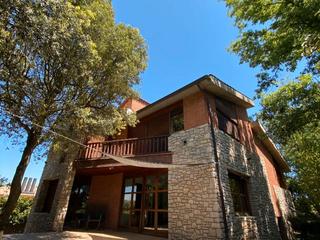 Chalet en Avinguda goitallops 55. Espectacular chalet independiente en zona muy tranquila