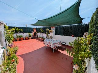 Ático en Av generalitat  52. Ático semidúplex de 100m2 con 2 terrazas y balcón en la mejor zo