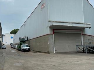 Nau industrial a Francesc camprodon 108. Nave industrial rentable con ubicación estratégica cerca de la a