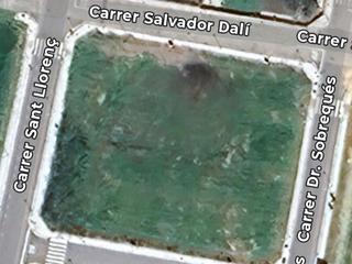 Terreny residencial a Carrer salvador dalí 10. Parcel.les en venda