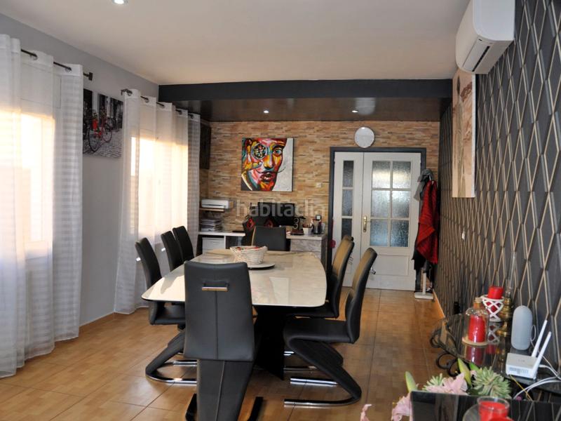 Foto 01b42bb3-309d-462f-be0c-444222948c28. Casa adosada en carrer provenca 7 villa familiar con piscina, jardín y garaje – zona tranquila en Sant Pere Pescador