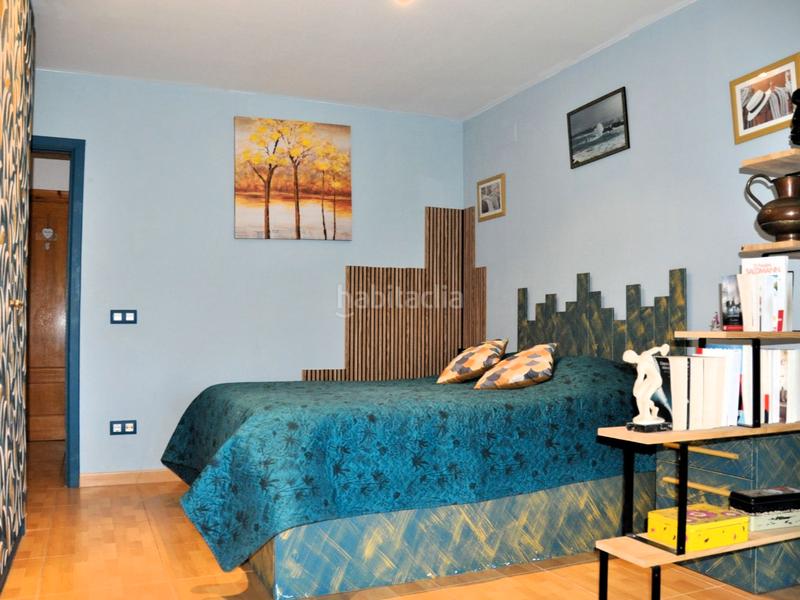 Foto 05d8e1a0-0b23-4d3b-b387-0e24c5c9736b. Casa adosada en carrer provenca 7 villa familiar con piscina, jardín y garaje – zona tranquila en Sant Pere Pescador
