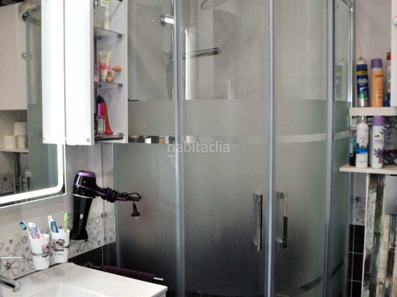 Foto 184b3cfe-2ac6-4415-a076-2a7b2cc5070d. Casa adosada en carrer provenca 7 villa familiar con piscina, jardín y garaje – zona tranquila en Sant Pere Pescador