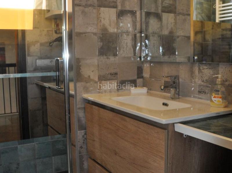 Foto 2ea94c1f-79c1-4378-b207-28d21ce26de3. Casa adosada en carrer provenca 7 villa familiar con piscina, jardín y garaje – zona tranquila en Sant Pere Pescador