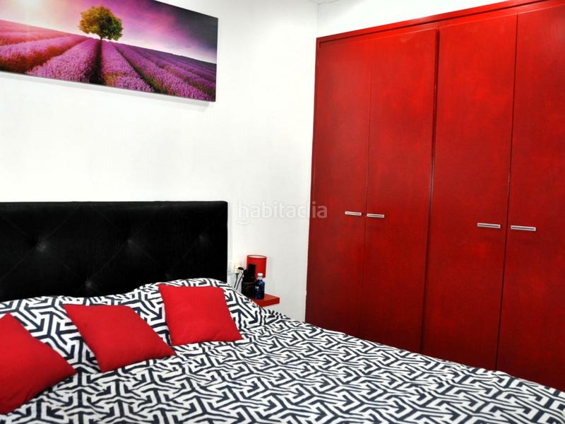 Foto d7706d84-f01d-49d5-885f-e5f23f1f1c8d. Casa adosada en carrer provenca 7 villa familiar con piscina, jardín y garaje – zona tranquila en Sant Pere Pescador
