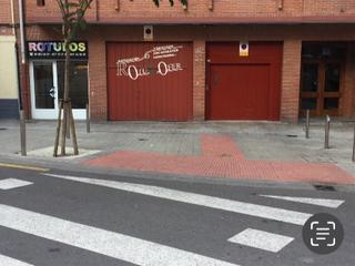 Lloguer Local Comercial a Coscojales 1. Local con vado