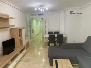 Location Appartement à Carrer alicante 28. Piso calle aicante n28