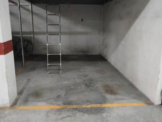Lloguer Aparcament cotxe a Gardenias  2. Parkin
