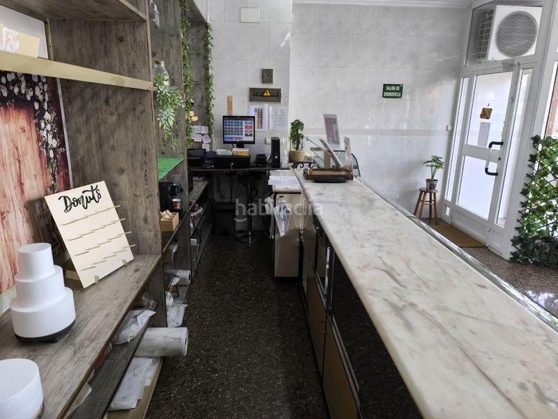 Foto bfef3f46-f771-4e47-ab9c-926e270c1a69. Traspàs local comercial a manuel de falla 2 a El Carmen Manises