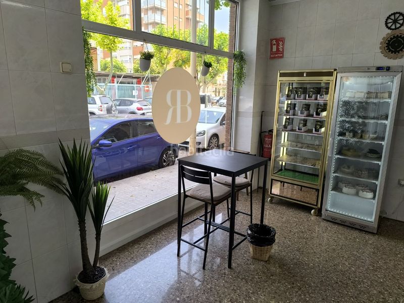 Foto e995d3ba-b9c1-41a4-9d9e-90512846826d. Traspàs local comercial a manuel de falla 2 a El Carmen Manises