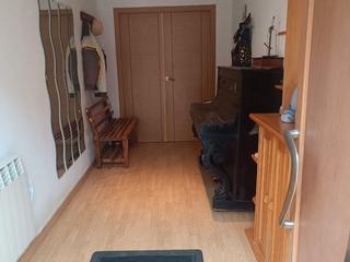 Casa a Calle ponferrada 5. Vivienda unifamiliar independiente totalmente reformada