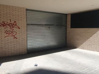 Location Parking voiture à Avda sant esteve 22. Parking en alquiler granollers