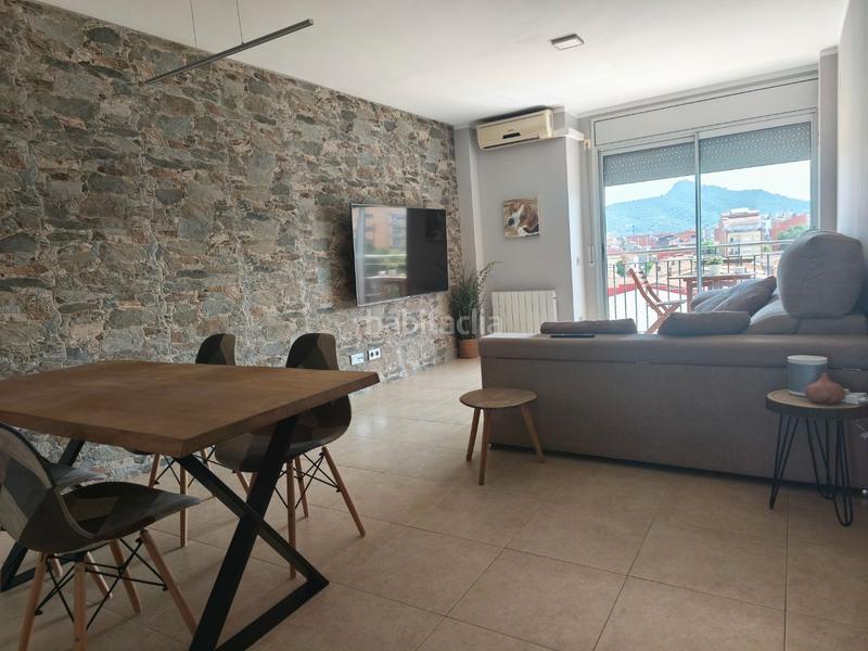 Foto 3b6d22b6-8fda-4378-b3b7-8f86ca3e9685. Ático en ramon i cajal 1 ático en venta con gran terraza privada, dos plazas de garaje y trastero en Montcada i Reixac