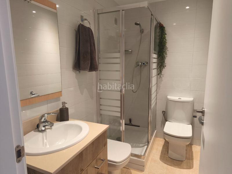 Foto 5a398471-298e-424e-b2d2-c5456ed05bd7. Ático en ramon i cajal 1 ático en venta con gran terraza privada, dos plazas de garaje y trastero en Montcada i Reixac