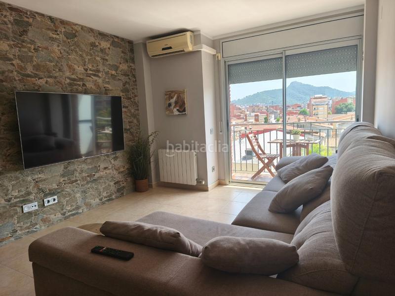 Foto 6e50bad2-4e8e-4b6d-960e-5c8536f32ca5. Ático en ramon i cajal 1 ático en venta con gran terraza privada, dos plazas de garaje y trastero en Montcada i Reixac