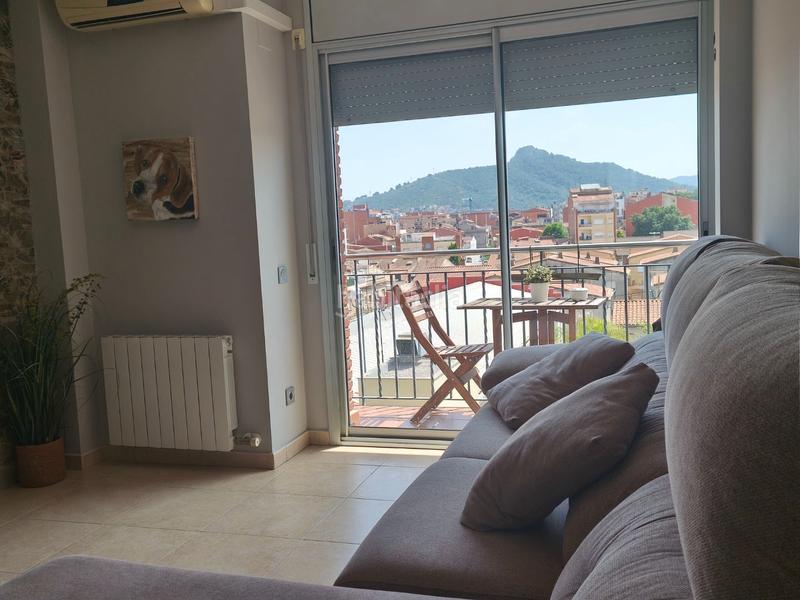 Foto d9ecd708-3505-4b74-891a-d3d541f20e0a. Ático en ramon i cajal 1 ático en venta con gran terraza privada, dos plazas de garaje y trastero en Montcada i Reixac