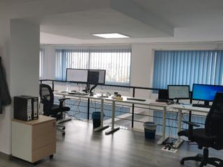 Miete Büro in Joan prim 165. Local comercial esquinero