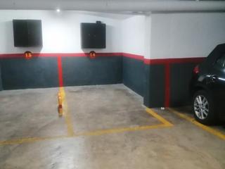 Miete Motorradparkplatz in Dos de maig 270. Parquing  para moto