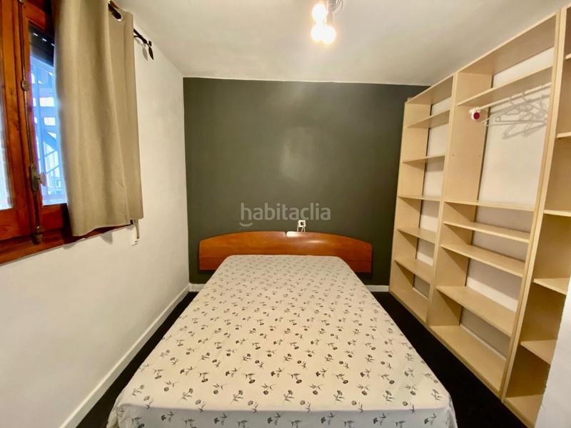 Foto d4a2920e-ca83-40d0-96b7-131e5b2255c9. Piso en passeig marítim 7 piso pequeño pero renovado en 1a línea de mar, 3a planta, zona residencial muy tranquila delante de la playa en Cambrils
