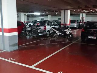 Parking voiture à Cardenla vidal i barraquer 11. Parking en plaza del mercat vell