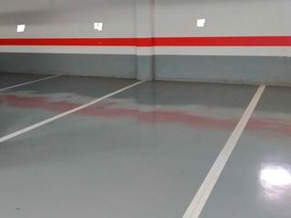 Car parking in Calle clavel 1