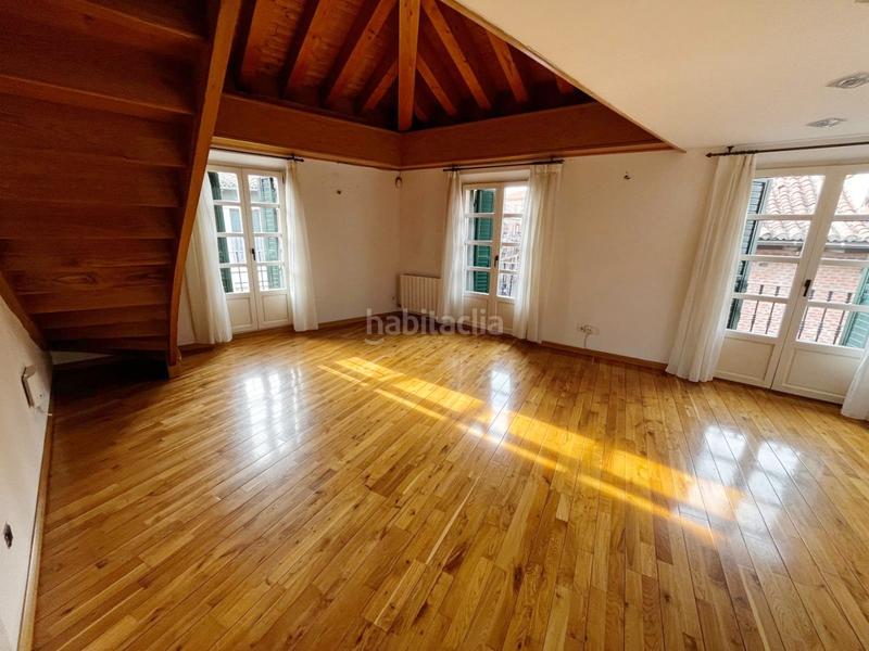 Foto 69f46dd7-9290-4dee-abc0-749d0d5bcd5d. Alquiler dúplex en calle platerías 10 ¡espectacular dúplex en el corazón ! en Valladolid