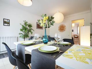 Piso en Estanislau figueras 118. Piso impecable y luminoso para entrar a vivir en la zona escoles