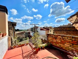 Casa a Carrer major 12. Casa de pueblo con mucho encanto en el casco antiguo de vinyols