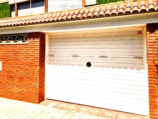 Foto 962d6822-e56a-4688-93a7-d82c49b4ede1. Semi detached house in carrer de sibiuda 5 in Besòs - Maresme Barcelona