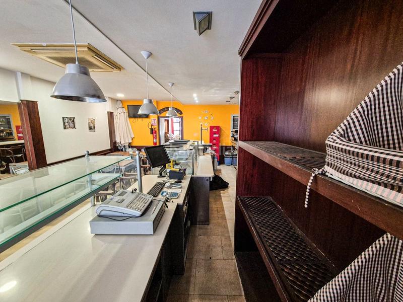 Foto 9c593f2e-6576-48a3-8c3b-562a50926d2b. Local comercial a carree principal 16 a Calafell poble Calafell