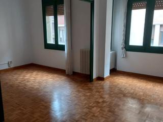Piso en Carrer bailèn 4. Pis de 4 habitacions renovat amb ubicacio inmillorable. a 1 minu