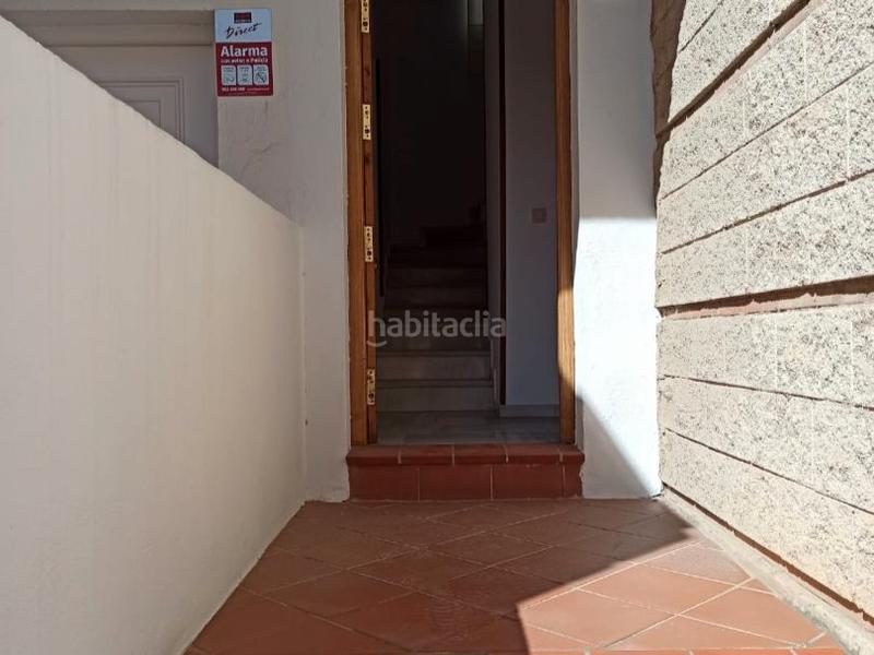 Foto 4e54a9b8-cc37-410a-a299-3cf0b417b7a4. Casa adosada en averroes 16 tríplex ciudad en Joaquina Eguaras Granada