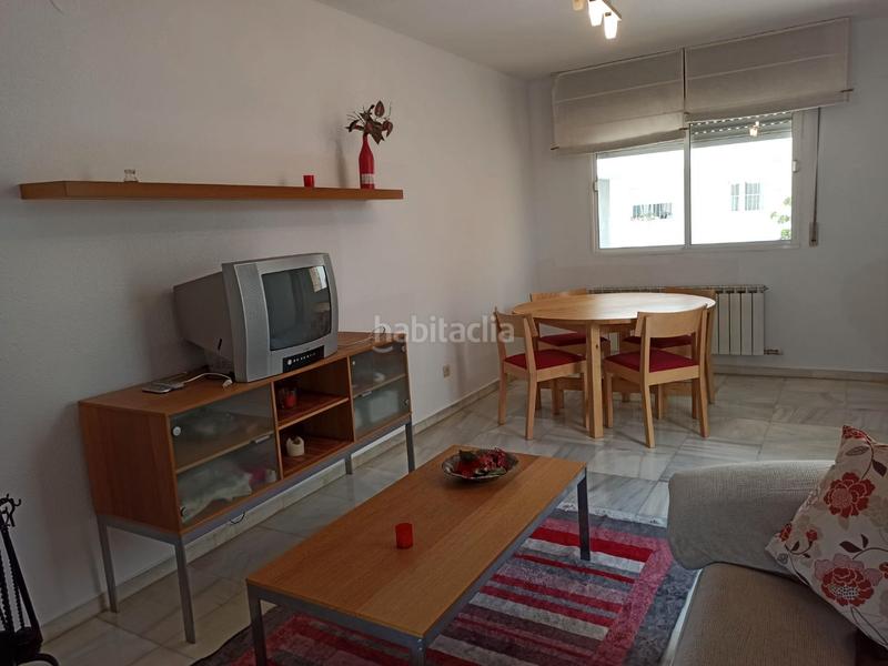 Foto fafe175e-976c-470b-844c-6ac03b9a0ccd. Casa adosada en averroes 16 tríplex ciudad en Joaquina Eguaras Granada
