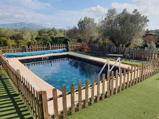 Xalet a Carrer nou 10. Vive el sueño rural: chalet con piscina, pozo propio, luz de red