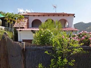 Casa a Camino vega primero 105. Cortijo vistas al mar y cerca de todo