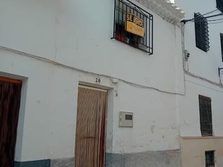 Masia a Calle elvira 20. Casa de pueblo con encanto.