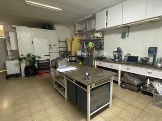 Traspaso Local Comercial en Ronda francesc macià 82. Pastelería en traspaso