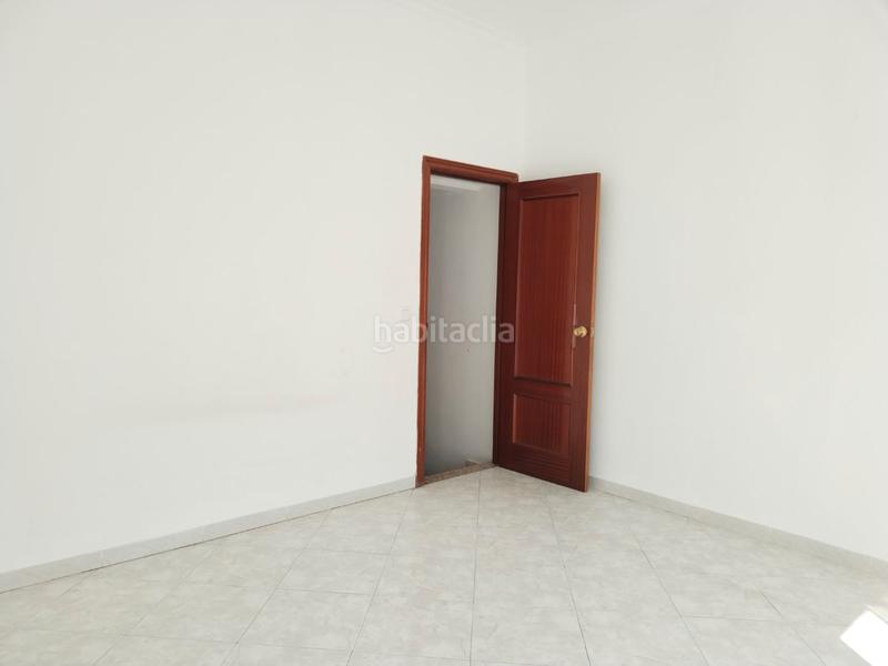 Foto 5fa1da72-437b-4f44-bc6c-996db04c3ebb. Casa bifamiliare in doctor marañon 58 in Lopera
