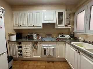 Appartement à Pius xii 20. Se vende piso de 3 habitaciones – listo para entrar a vivir